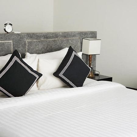 Hotel Ofuro Phnom Penh Zewnętrze zdjęcie